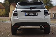 Fiat 600 - Výfuková koncovka je přiznaná.
