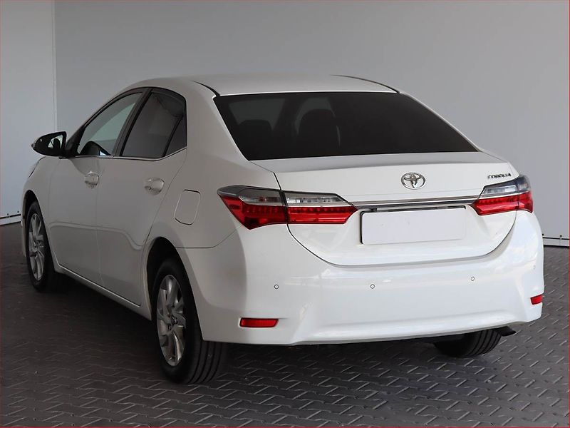 Toyota Corolla (2017) Style 1.6 Valvematic, Automat - fotka 4 z 25