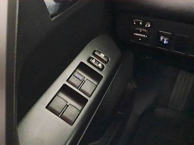 Toyota RAV4 (2016) 2.0 VVT-i, 4X4, Serv.kniha - fotka 19 z 19