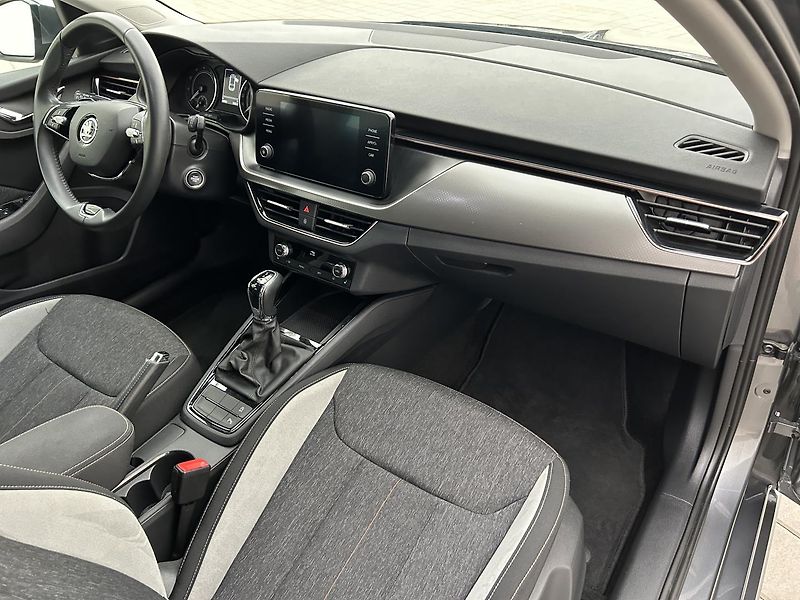 Škoda Scala 1.5 TSI Style Plus - fotka 27 z 28