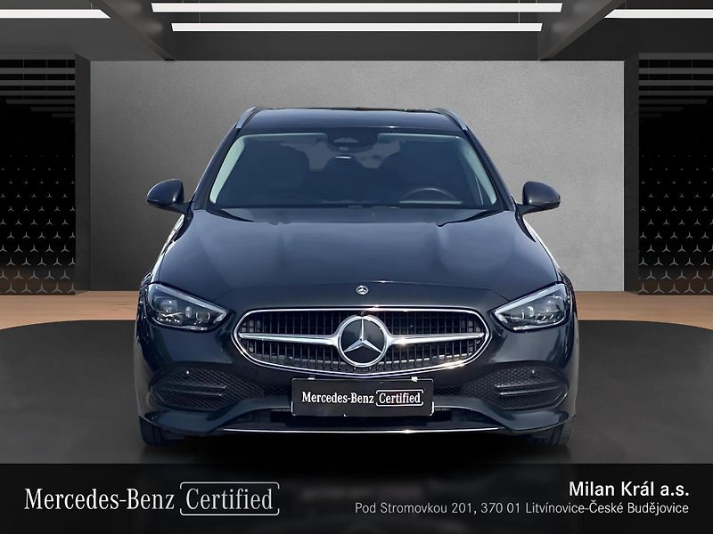 Mercedes-Benz Třídy C C 200 4MATIC kombi - fotka 8 z 26