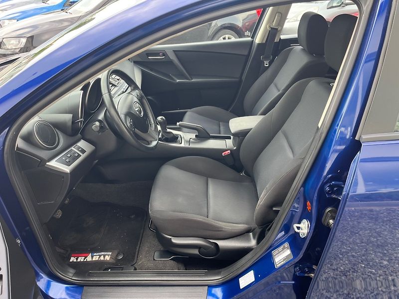 Mazda 3 (2011) 1.6 i Velmi pěkná - fotka 7 z 20