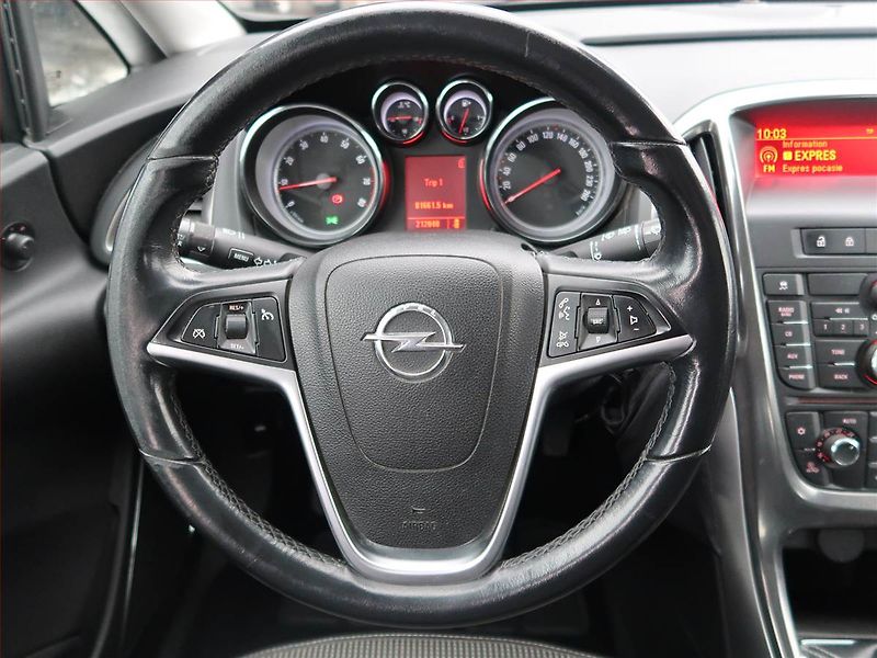 Opel Astra (2010) 1.4 T, po STK, dobrý stav - fotka 17 z 17