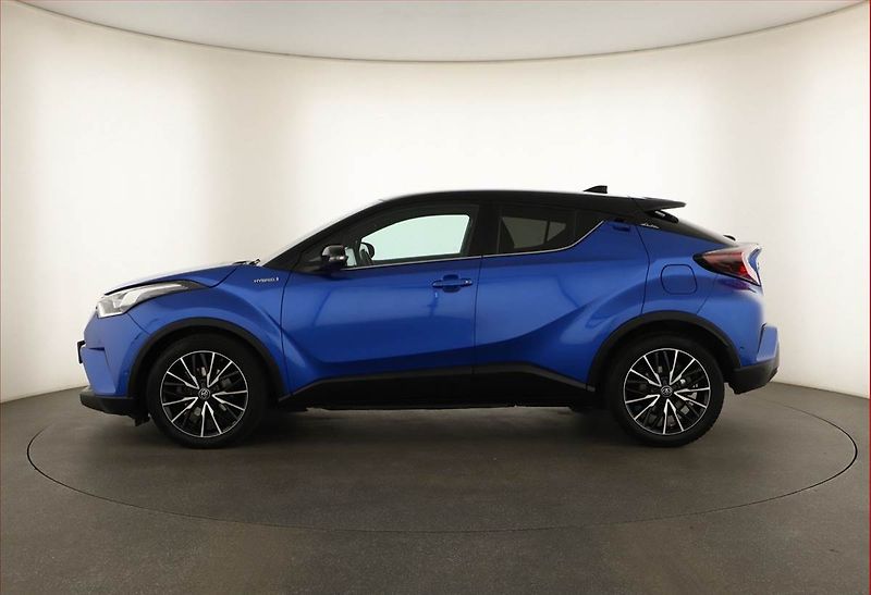 Toyota C-HR (2018) Selection 1.8 Hybrid - fotka 3 z 16