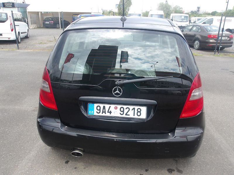 Mercedes-Benz Třídy A CDi ČR NAJ.183000km !!! - fotka 13 z 29