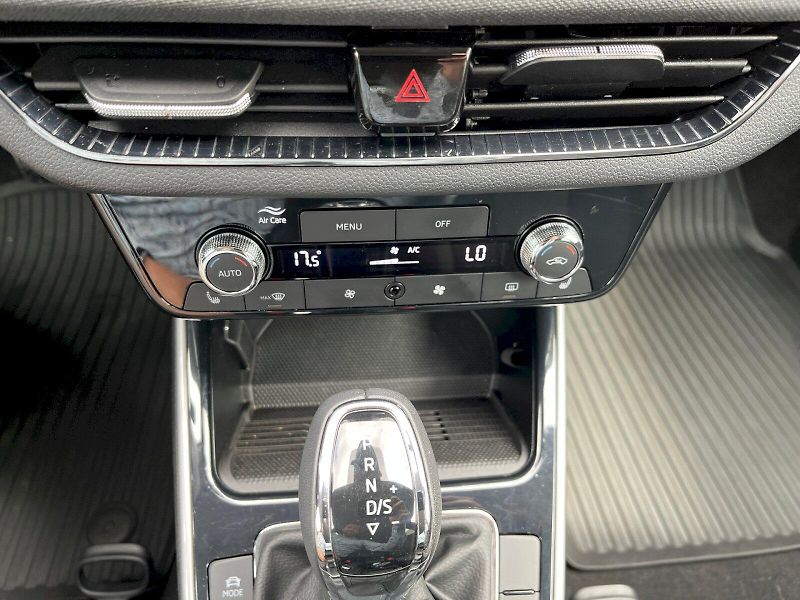 Škoda Fabia (2025) 1.0 TSI 85kW Top Selection DSG - fotka 20 z 27