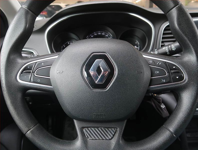 Renault Mégane (2016) 1.6 SCe, Tempomat - fotka 15 z 17