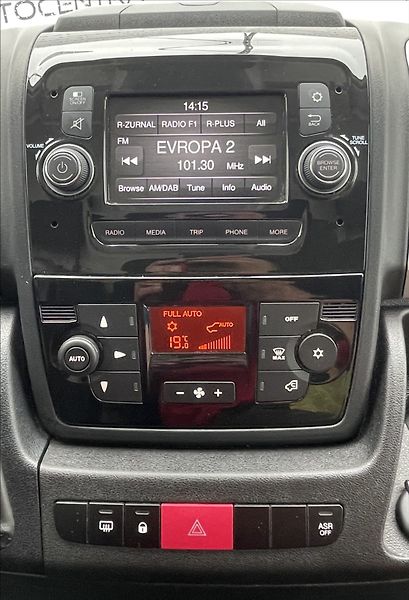 Citroën Jumper 2,2 BlueHdi Plus,103kW,L3H2  3 - fotka 13 z 19