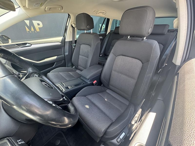 Volkswagen Passat (2015) B8 2.0TDi DSG Comfort+,el.kufr - fotka 16 z 52