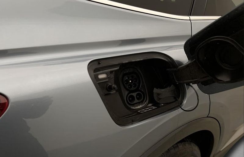 Audi Q4 40 Sportback e-tron S-Line Kam - fotka 26 z 31