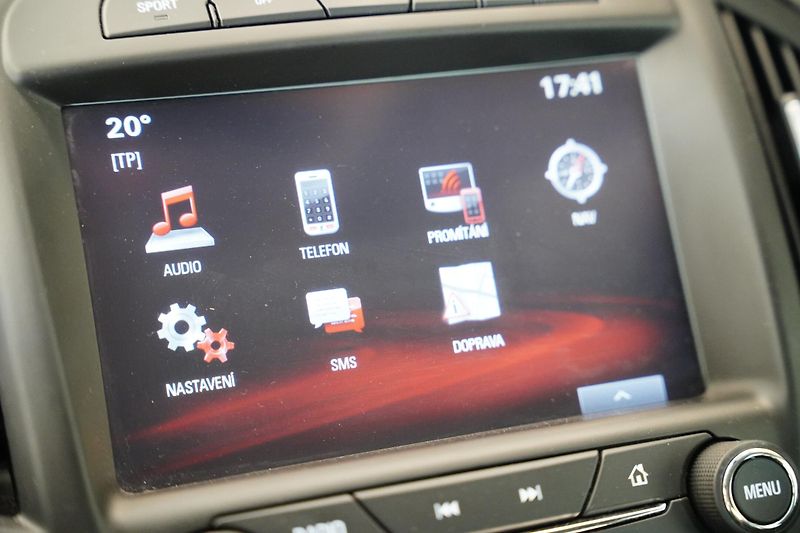 Opel Insignia - fotka 21 z 29