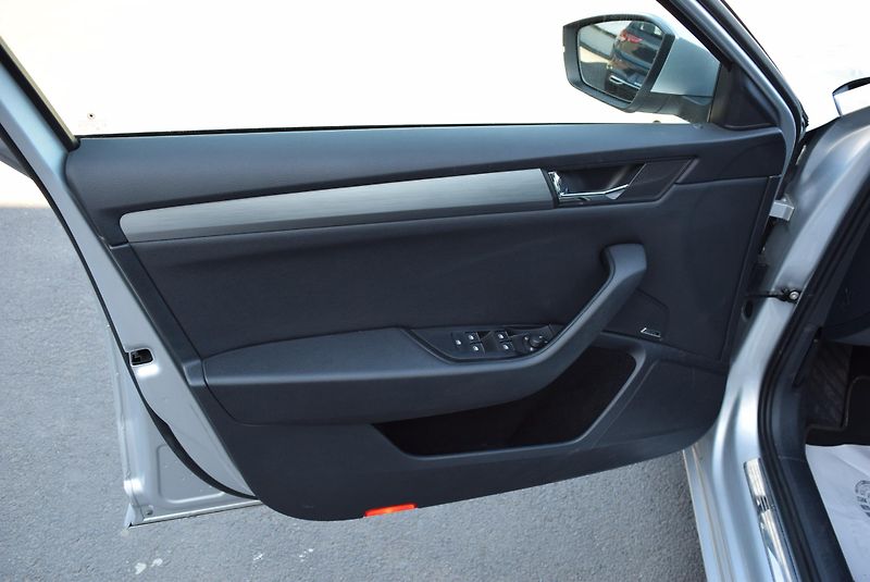 Škoda Superb (2016) 2.0TDI 140kw DSG 