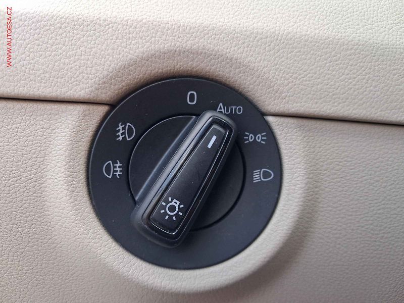 Škoda Octavia (2020) 2.0 TDi, ČR, Style, LED, navi - fotka 13 z 19