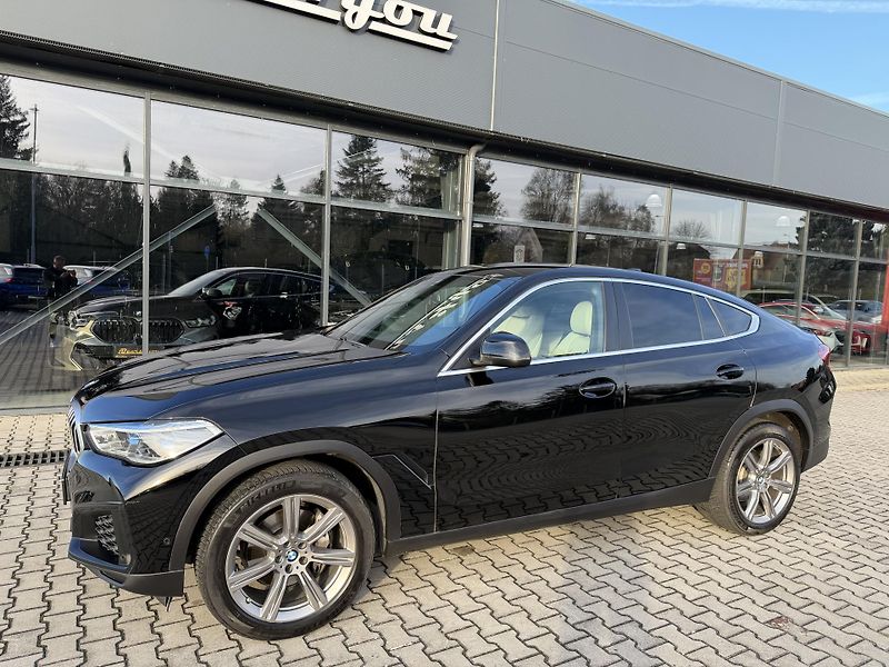 BMW X6 (2022) 30XD 210kW LASER TZ R20 CZ!!!! - fotka 2 z 45