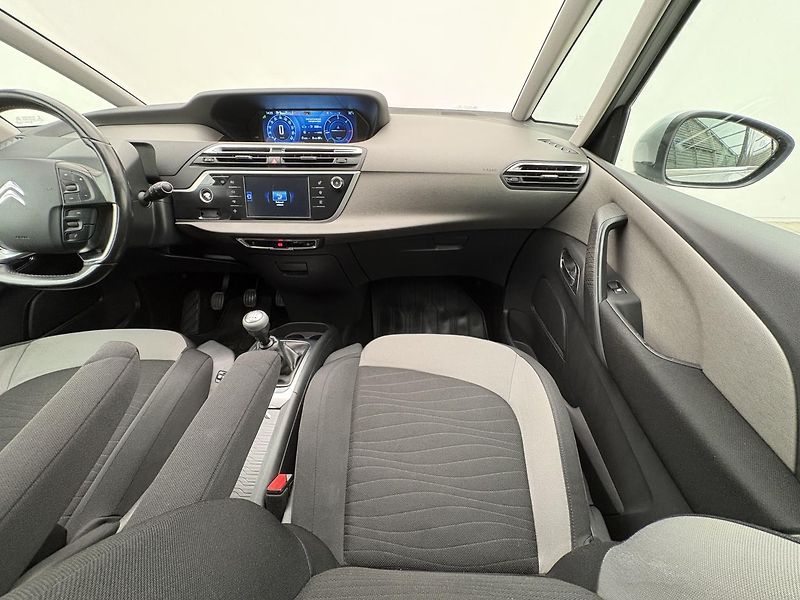 Citroën C4 SpaceTourer 1.6 HDI Attractive - fotka 23 z 31