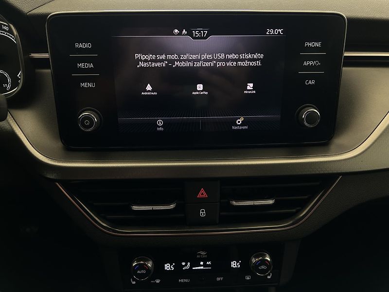Škoda Scala 1.0 TSI Style Comfort - fotka 10 z 23