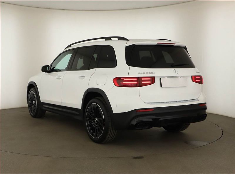 Mercedes-Benz GLB (2026) 200 d 4MATIC - fotka 4 z 22