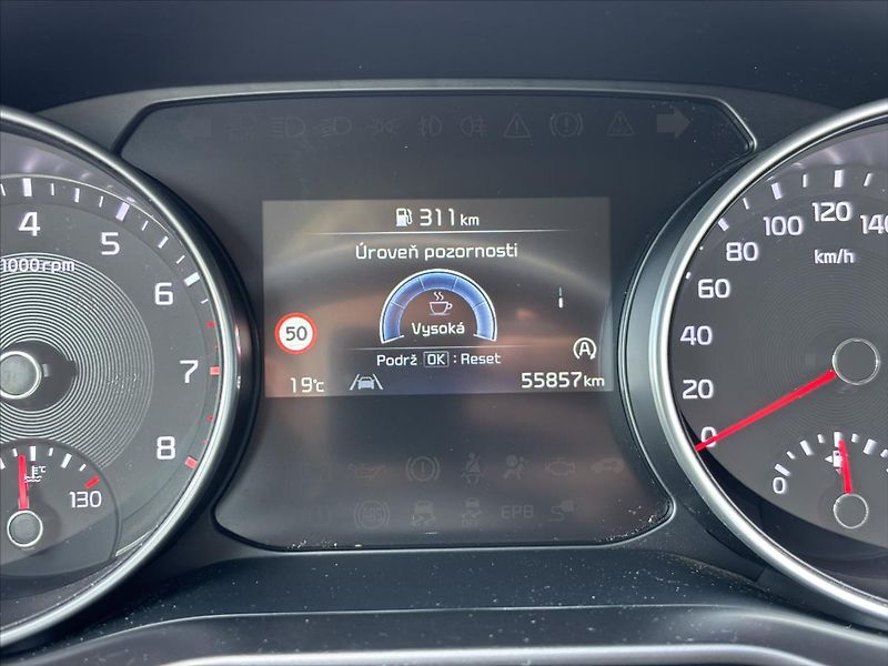 Kia Ceed 1,5 TGDi TOP ZÁRUKA KAMERA - fotka 39 z 40