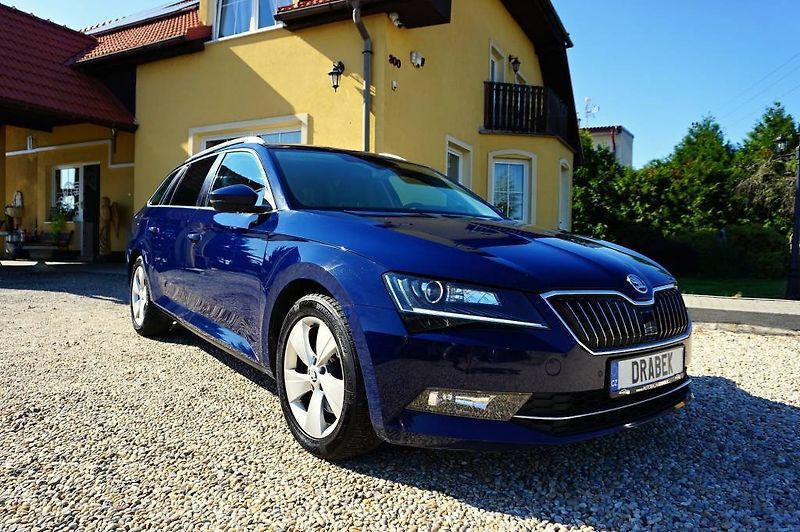 Škoda Superb (2015) STYLE 2,0 TDI 140 kW - fotka 1 z 43