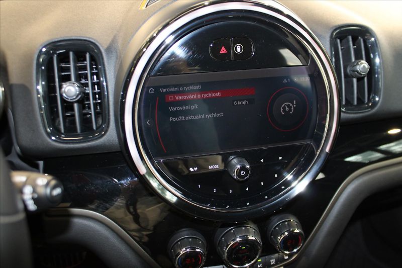 Mini JCW Coutryman ALL4 Fullservis/AdLED - fotka 24 z 34