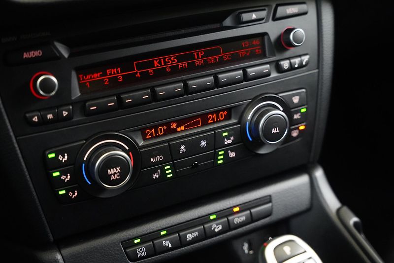 BMW X1 - fotka 23 z 27