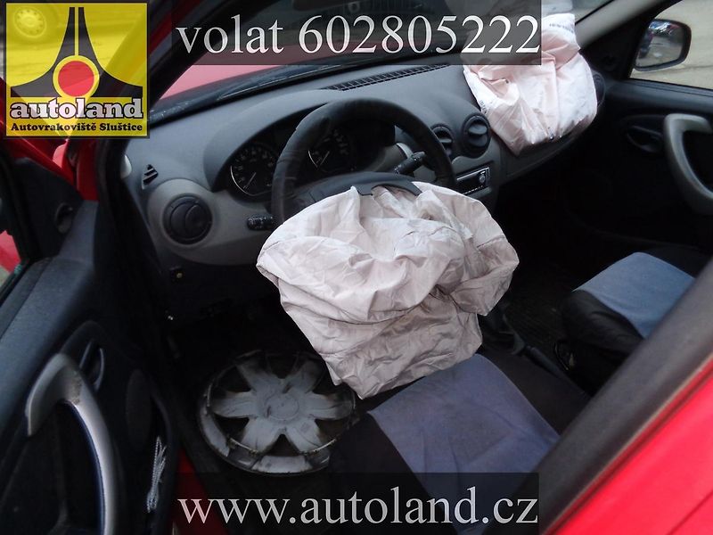 Dacia Sandero (2011) VOLAT 602 805222 - fotka 5 z 9