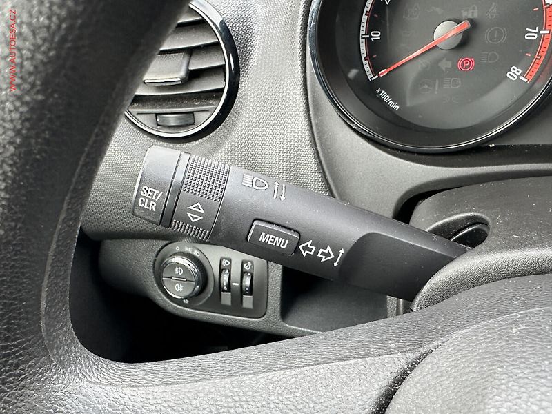 Opel Meriva (2016) 1.4i, ČR, Klima - fotka 12 z 16