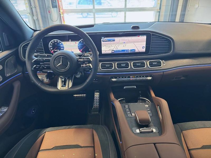 Mercedes-Benz GLE (2026) 53 4MATIC+ - fotka 7 z 10