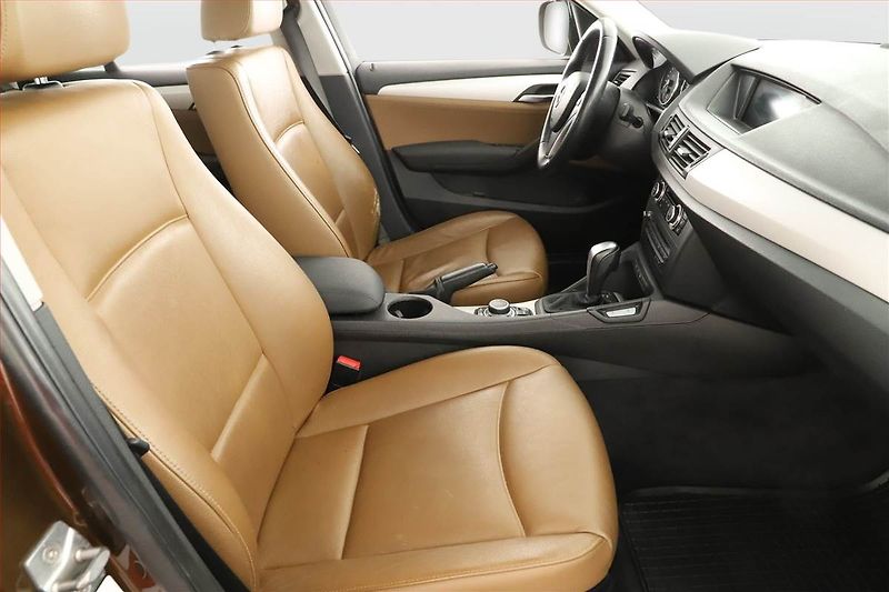 BMW X1 (2010) xDrive20d, 4X4, Automat, Kůže - fotka 6 z 14