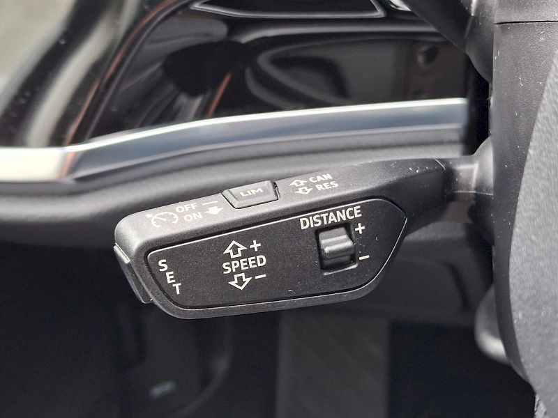 Audi Q3 (2024) Advanced S-Tronic 1,5TFSi 110k - fotka 20 z 35