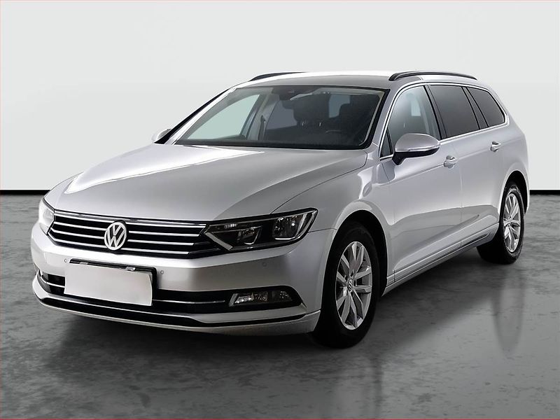 Volkswagen Passat (2017) 2.0 TDI, Automat, Tempomat - fotka 2 z 17