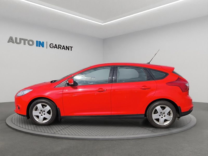 Ford Focus (2014) 1.0 74kW, ČR, 1. majitel, klim - fotka 8 z 21