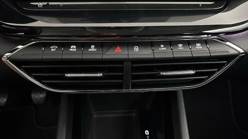 Škoda Octavia 1.5 TSI Style Combi - fotka 13 z 26