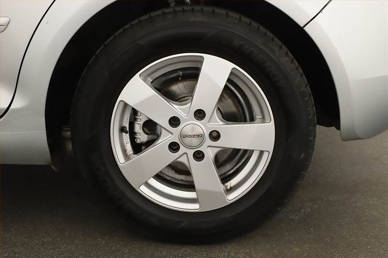 Volkswagen Golf Plus (2009) 1.4 TSI, Automat, Tempomat - fotka 13 z 13