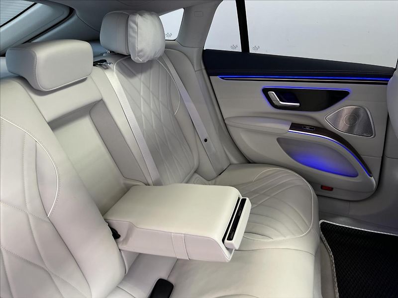 Mercedes-Benz EQS 580 4MATIC Berline - fotka 20 z 23