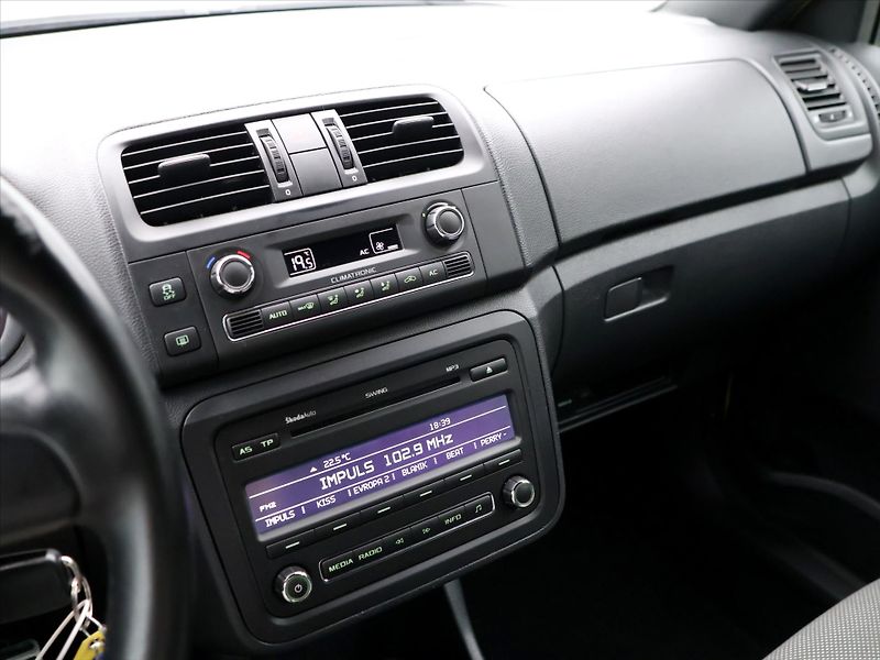 Škoda Fabia 1,2 TSI 77kW DSG Monte Carlo - fotka 20 z 32