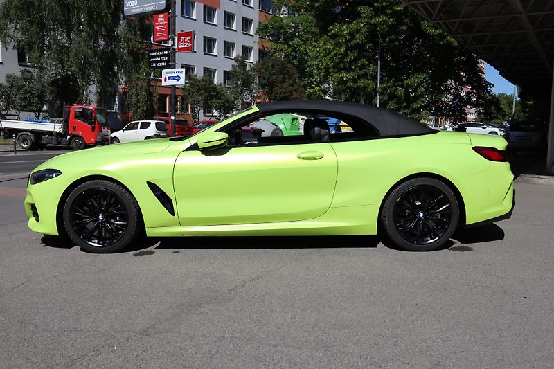 BMW Řada 8 840i XDRIVE CABRIO M-PAKET G14 - fotka 20 z 49