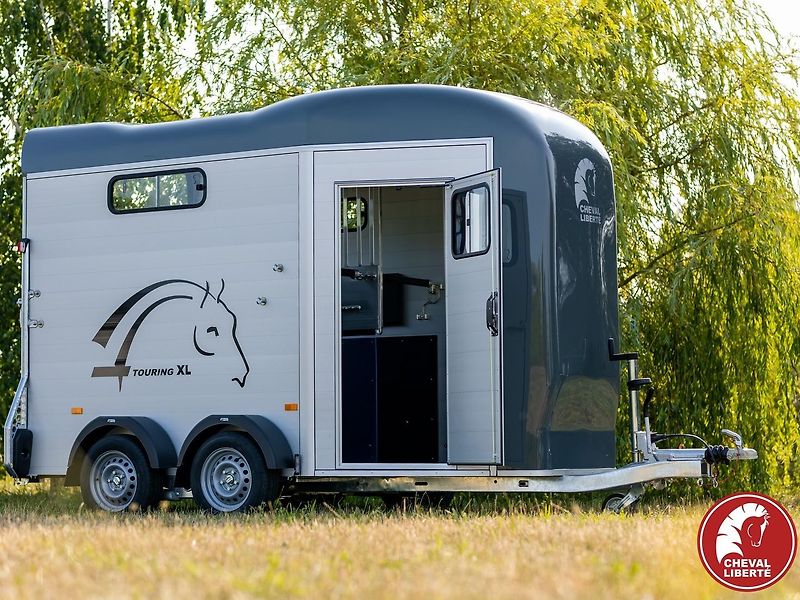 Cheval Liberté (2026) Touring XL, ČERNÝ - fotka 27 z 35