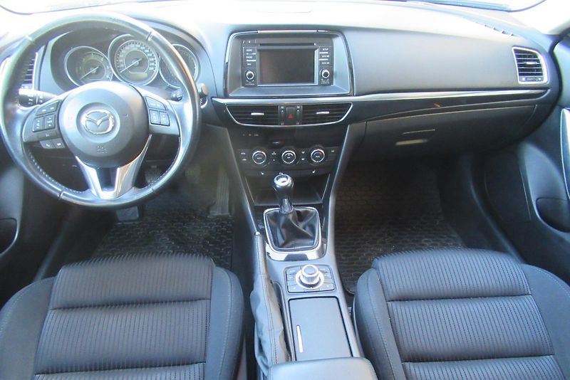 Mazda 6 2.2 CD AUT. KLIMA SADA KOL - fotka 9 z 26