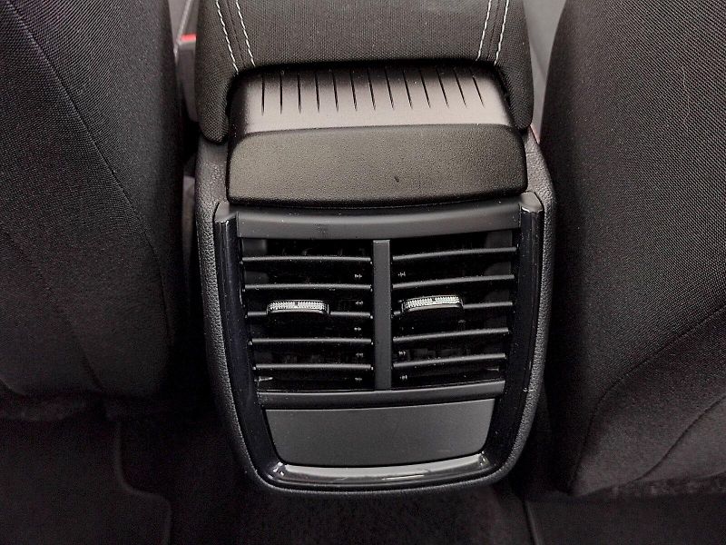 Škoda Scala (2021) Ambition 1,0 Tsi panorama - fotka 27 z 37