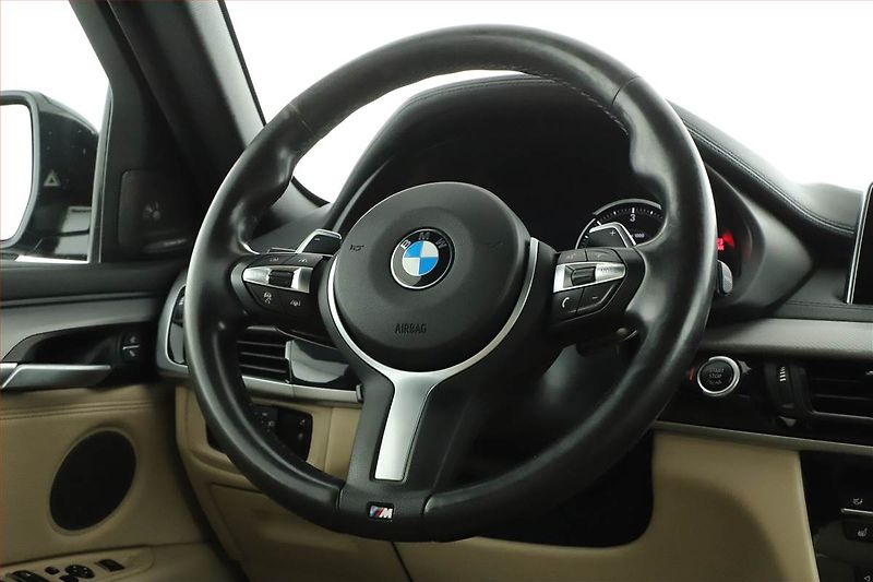 BMW X6 (2018) xDrive30d - fotka 21 z 27