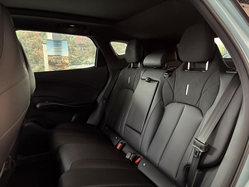 Omoda 7 (2026) OMODA 7 ICE 4x4 PREMIUM - fotka 10 z 19