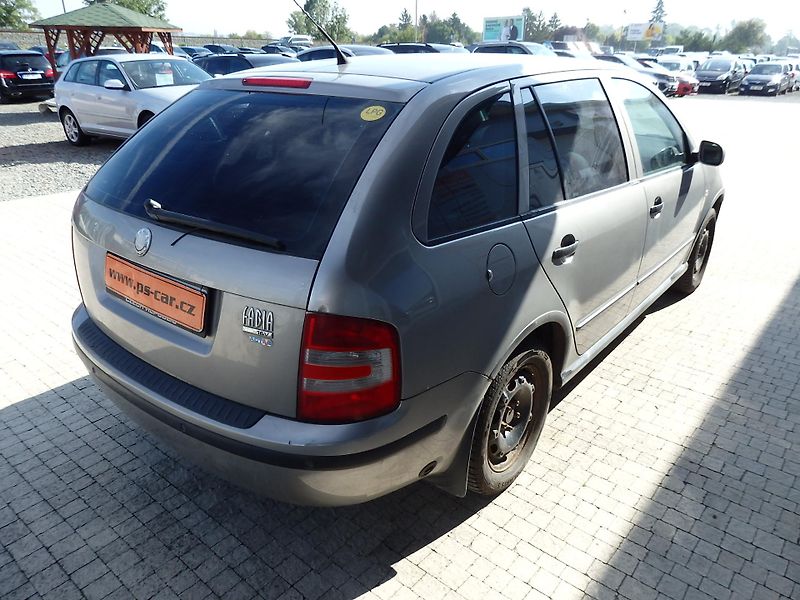 Škoda Fabia 1.4 16V 59 kW LPG do 2033 - fotka 4 z 13