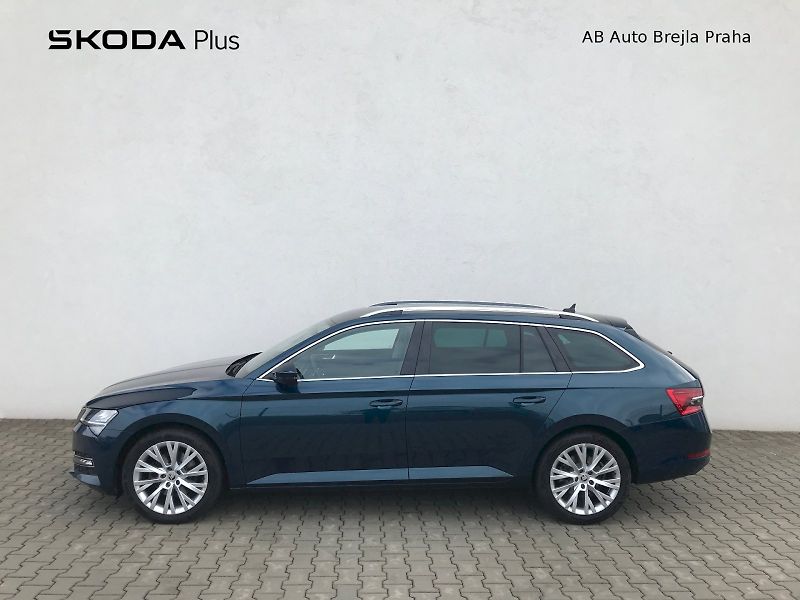 Škoda Superb (2023) COM GRT STY Plus TD 110/2.0 7D - fotka 3 z 25