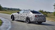 Prozatím maskované BMW M5.