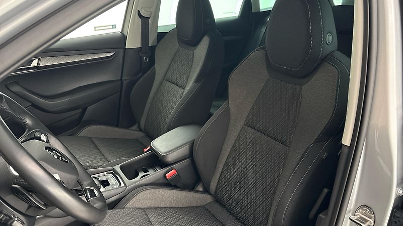 Škoda Karoq 2.0 TDI DSG 4x4 Style - fotka 15 z 28