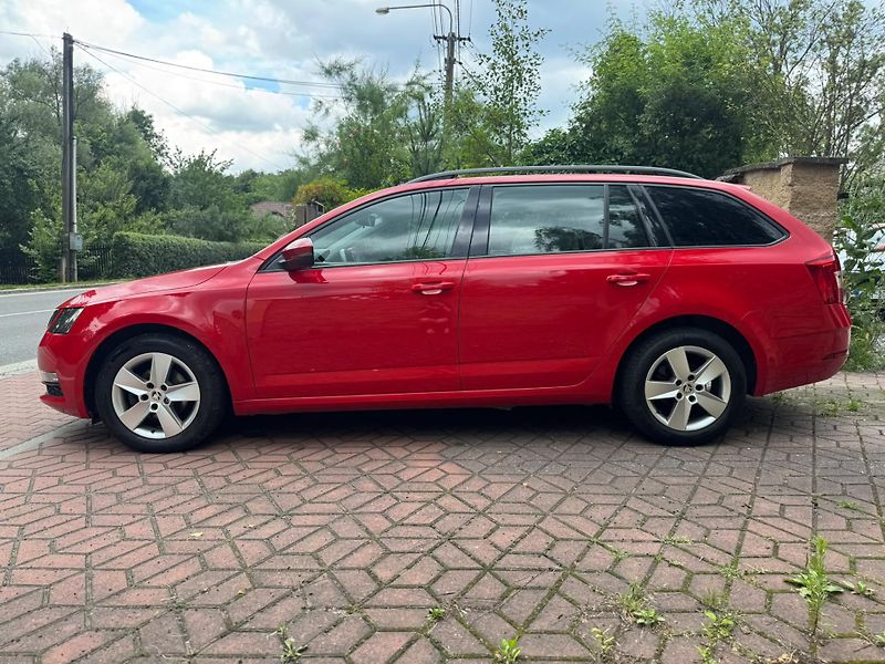 Škoda Octavia 1.6 1.MAJITEL ČR DPH NEBOURÁNO - fotka 25 z 25