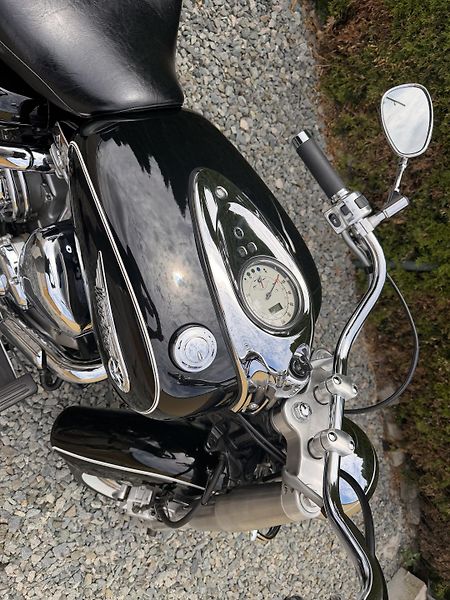 Yamaha XV 1600 A Wild Star (2001) - fotka 10 z 15