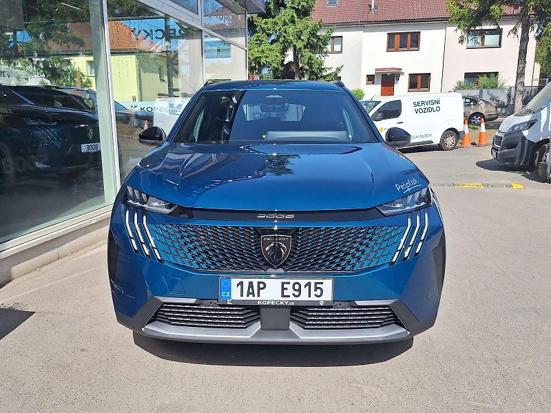 Peugeot 5008 (2026) GT Hybrid 145 e-DCS6 - fotka 2 z 24
