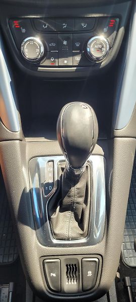 Opel Zafira (2015) 1,4i 103kW benzín Automat - fotka 26 z 33